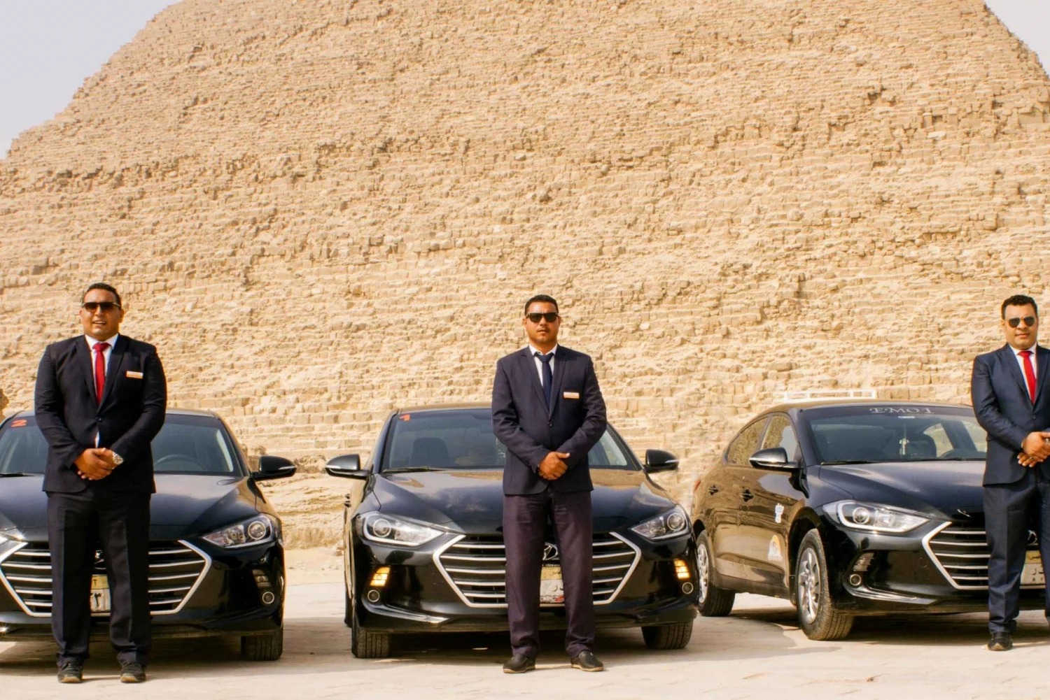 Luxury and Comfort Combined: Best Limo Vancouver Airport Services