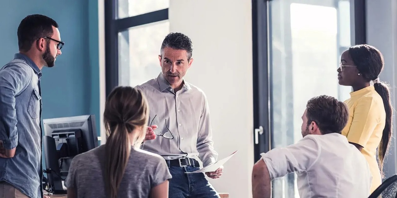 Choosing the Right Expert: A Guide to a Business Coach Los Angeles