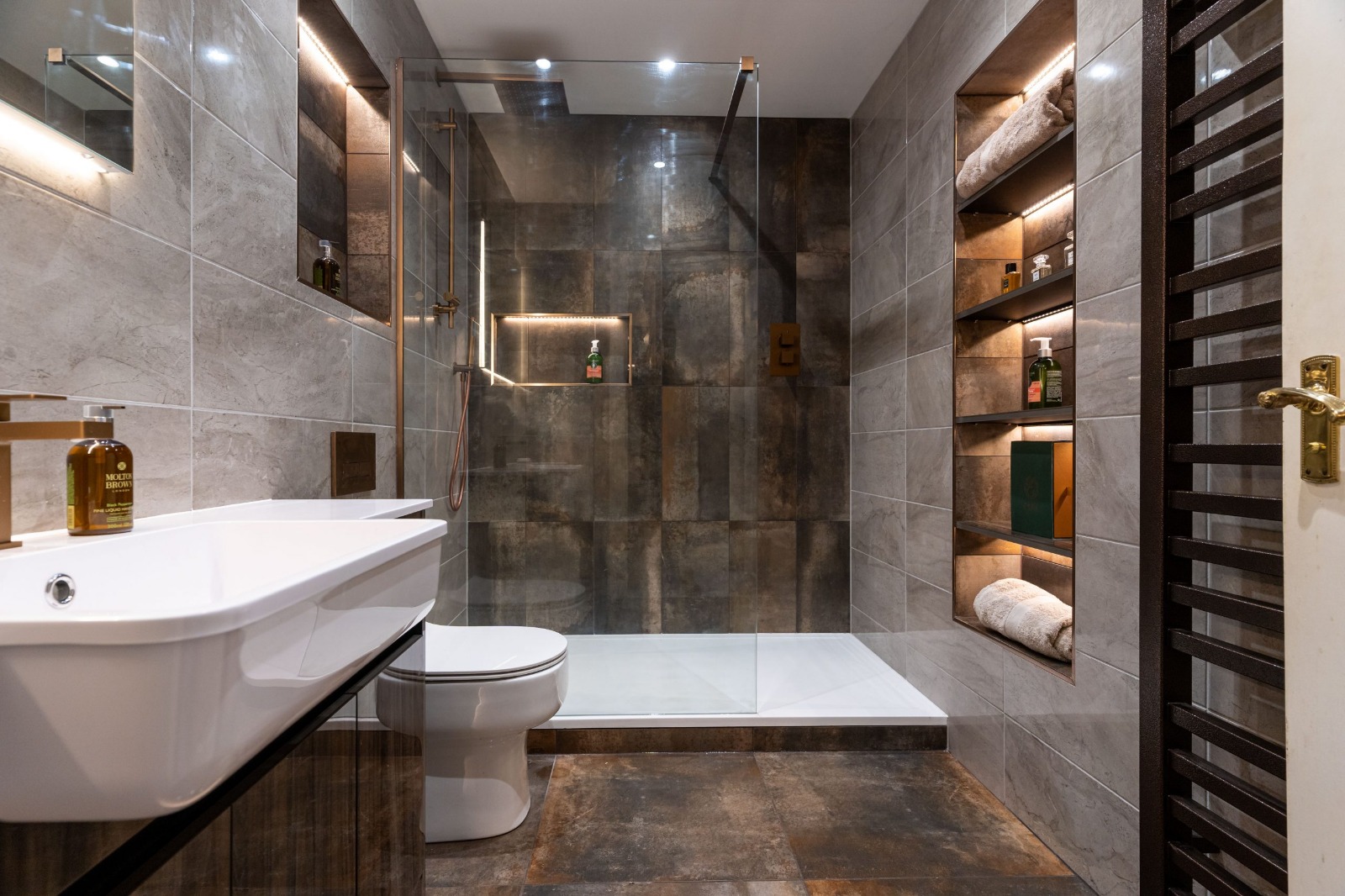 Shower UK Solutions for Modern Bathrooms