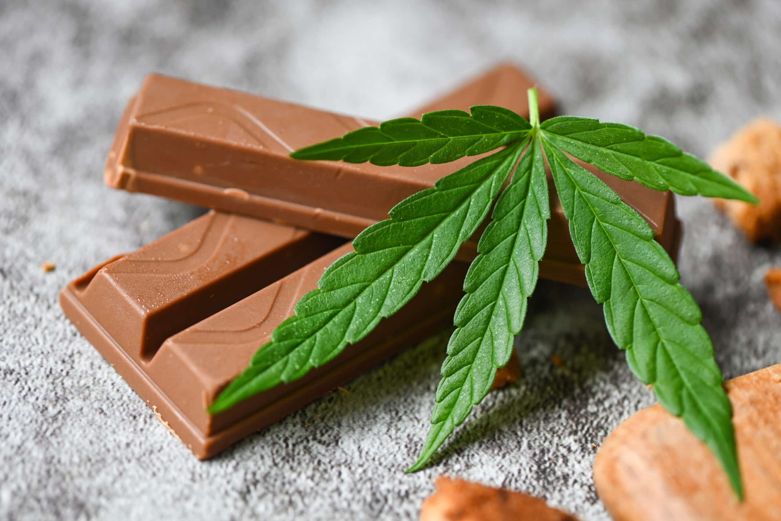 Premium 1000mg Chocolate Edibles by Miami Rave