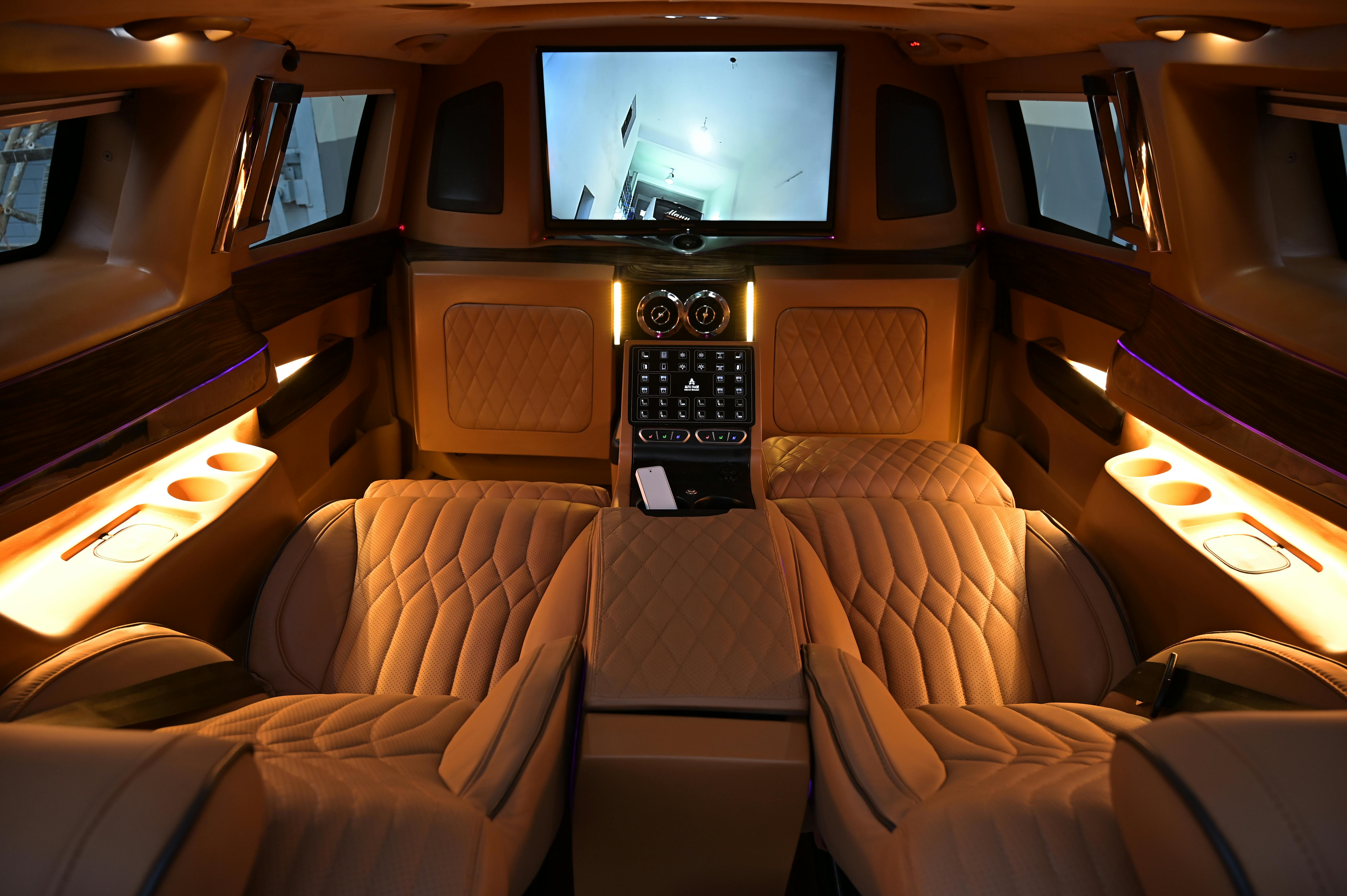 Car Service from Vancouver to Seattle – Luxury Travel