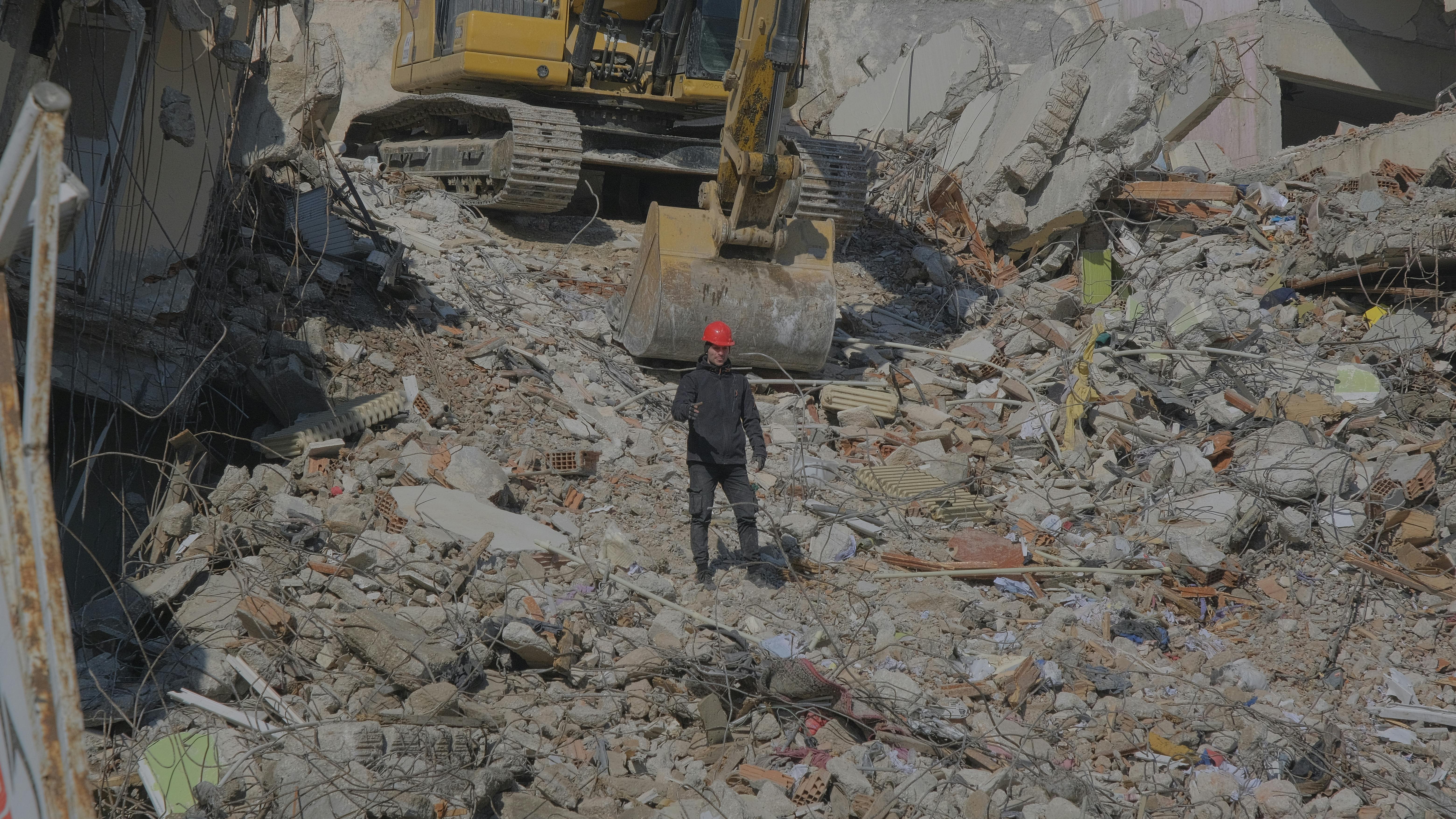 Affordable Land Clearing with Professional Equipment and Team
