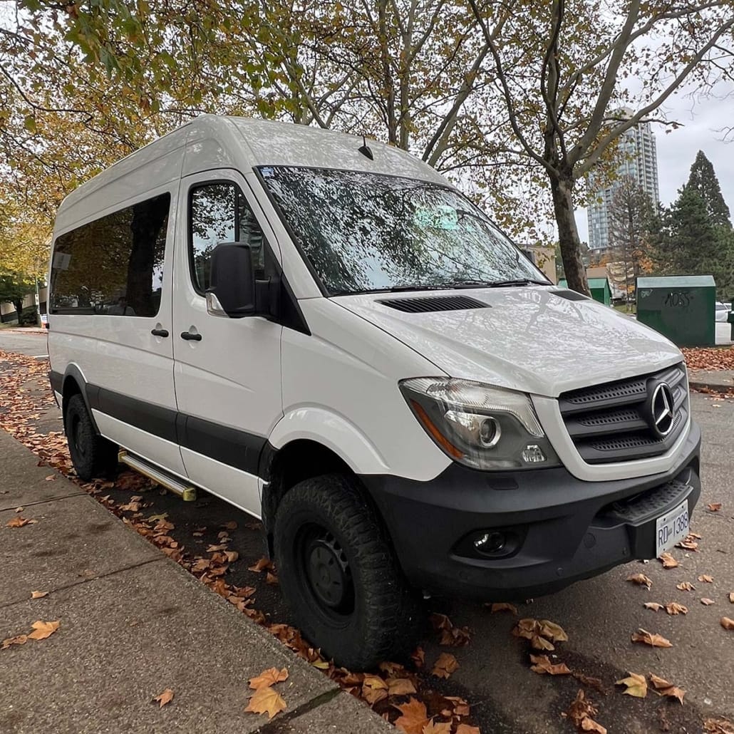 Reliable limo Vancouver airport for On-Time Pickups